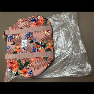 Herschel Sutton duffel bag mid volume